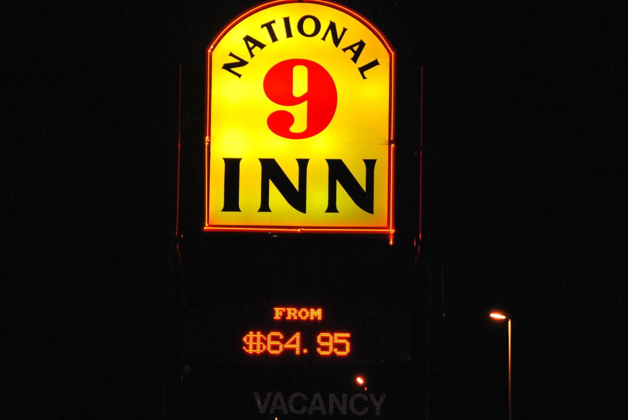 National 9 Inn ジレット エクステリア 写真